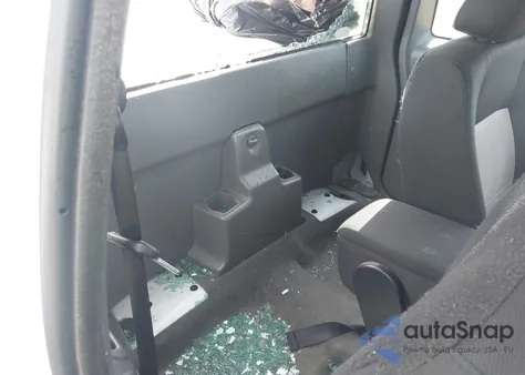 2011 Ford Ranger Xlt from USA, damaged, VIN 1FTLR4FEXBPA84173